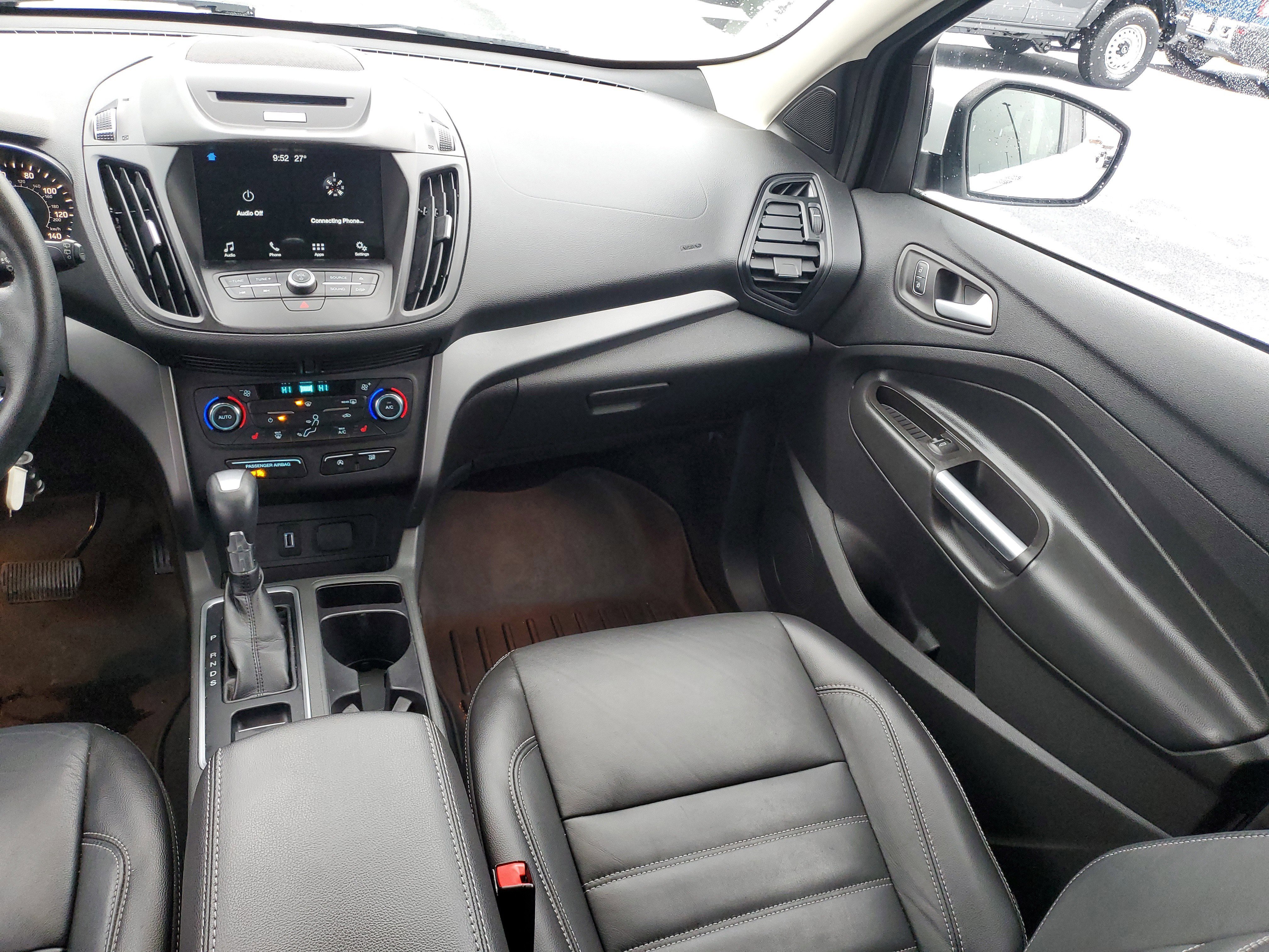 Used 2017 Ford Escape SE w/ SE Leather Comfort Package image 14