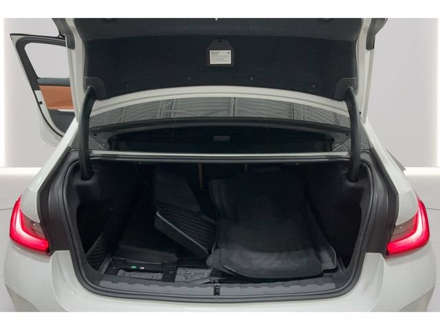 Used 2023 BMW 330i xDrive Sedan w/ Convenience Package AWD/4WD image 22