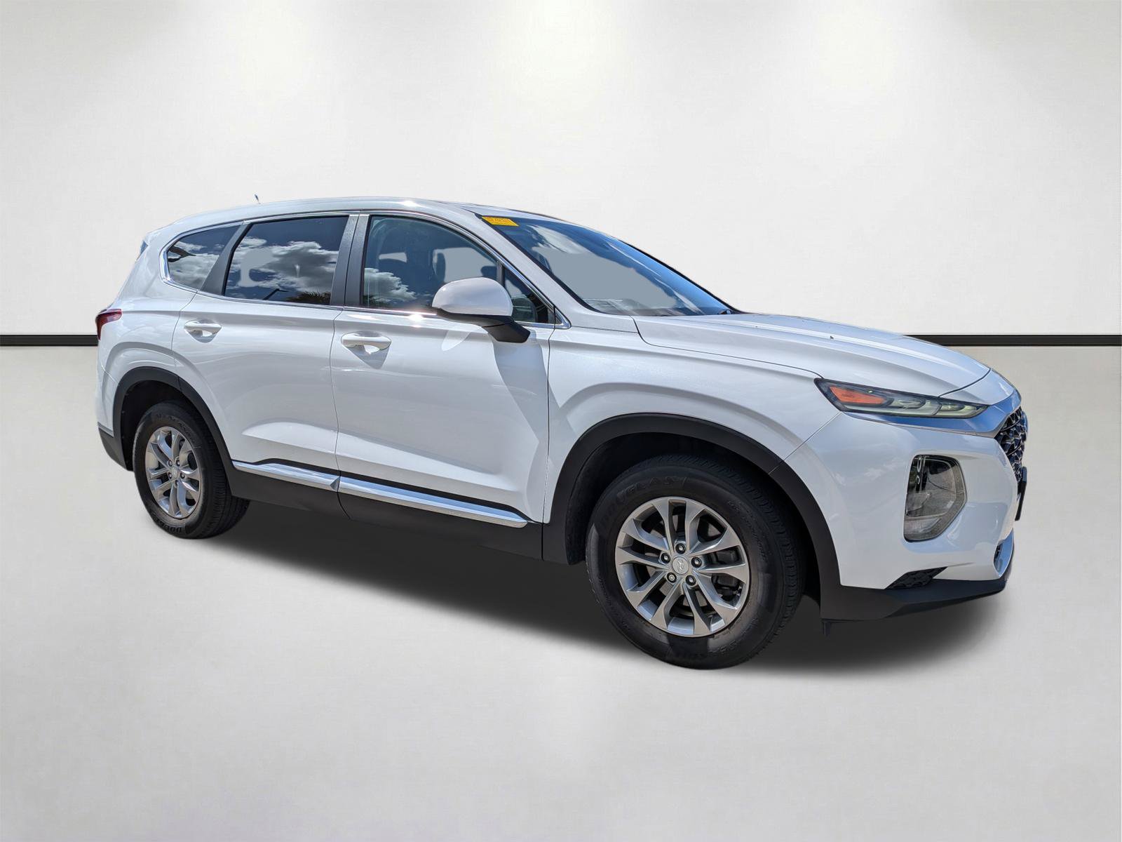 Used 2019 Hyundai Santa Fe SE AWD/4WD image 1