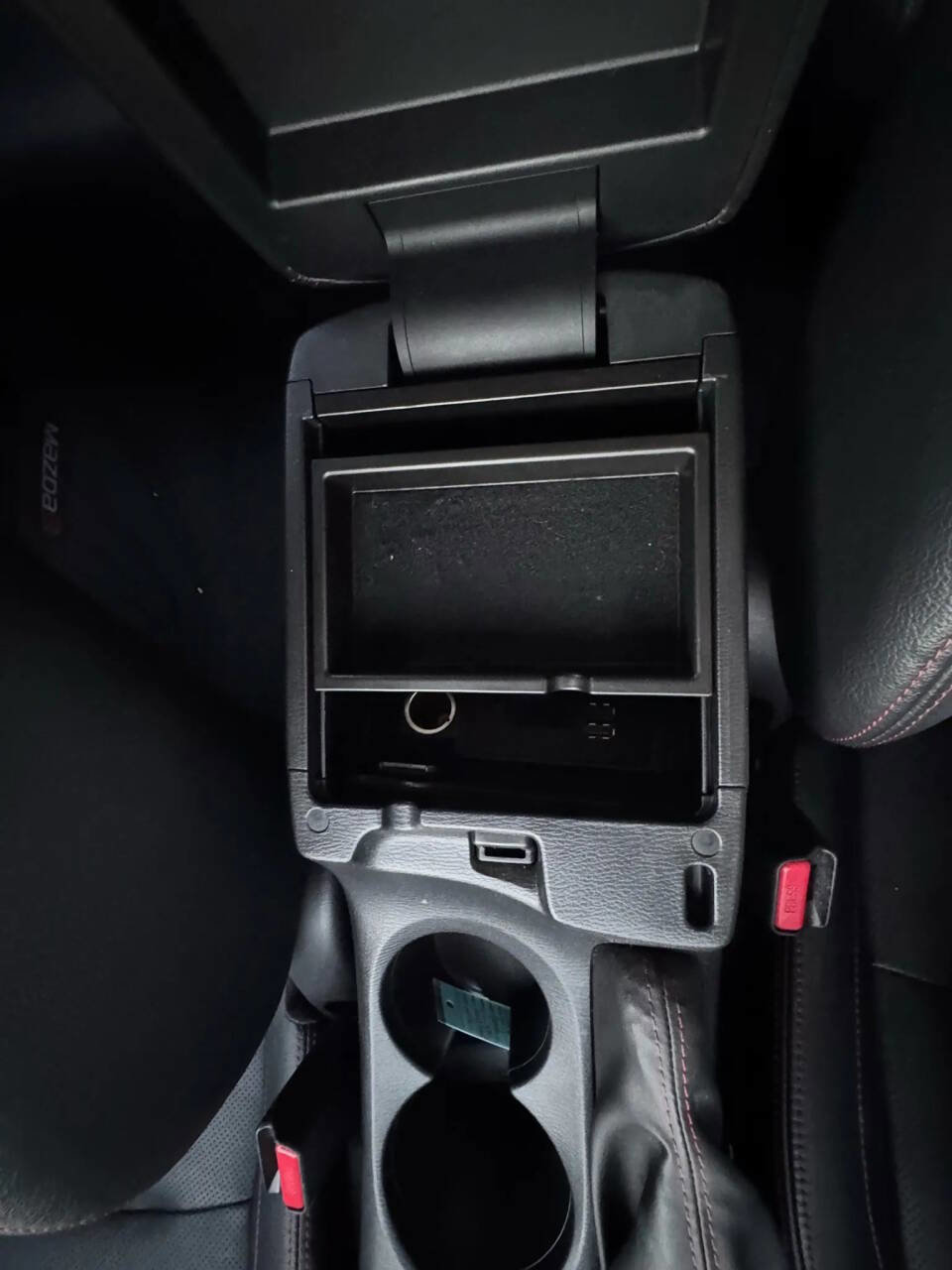 Used 2014 MAZDA MAZDA3 s Grand Touring image 28