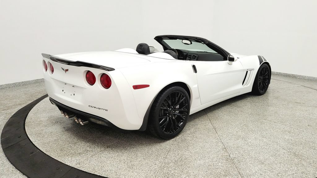 Used 2010 Chevrolet Corvette Grand Sport w/ Preferred Equipment Group RWD image 5