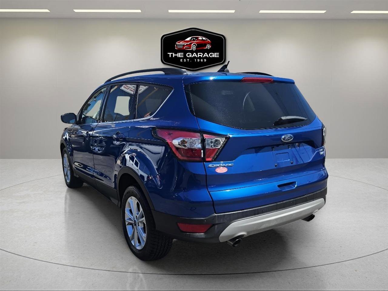 Used 2018 Ford Escape SEL w/ Ford Safe & Smart Package image 4
