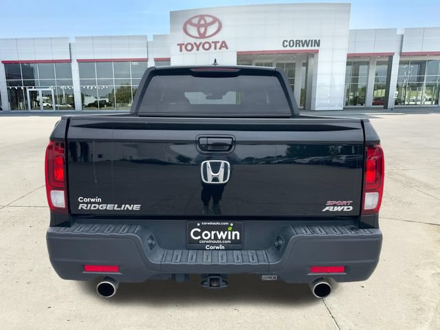 Used 2023 Honda Ridgeline Sport image 4