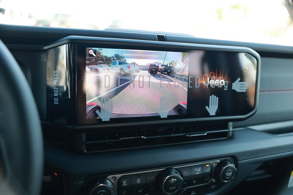 New 2026 Jeep Gladiator Rubicon image 23