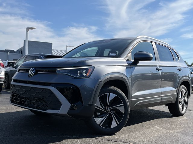 New 2026 Volkswagen Taos SE AWD/4WD image 26