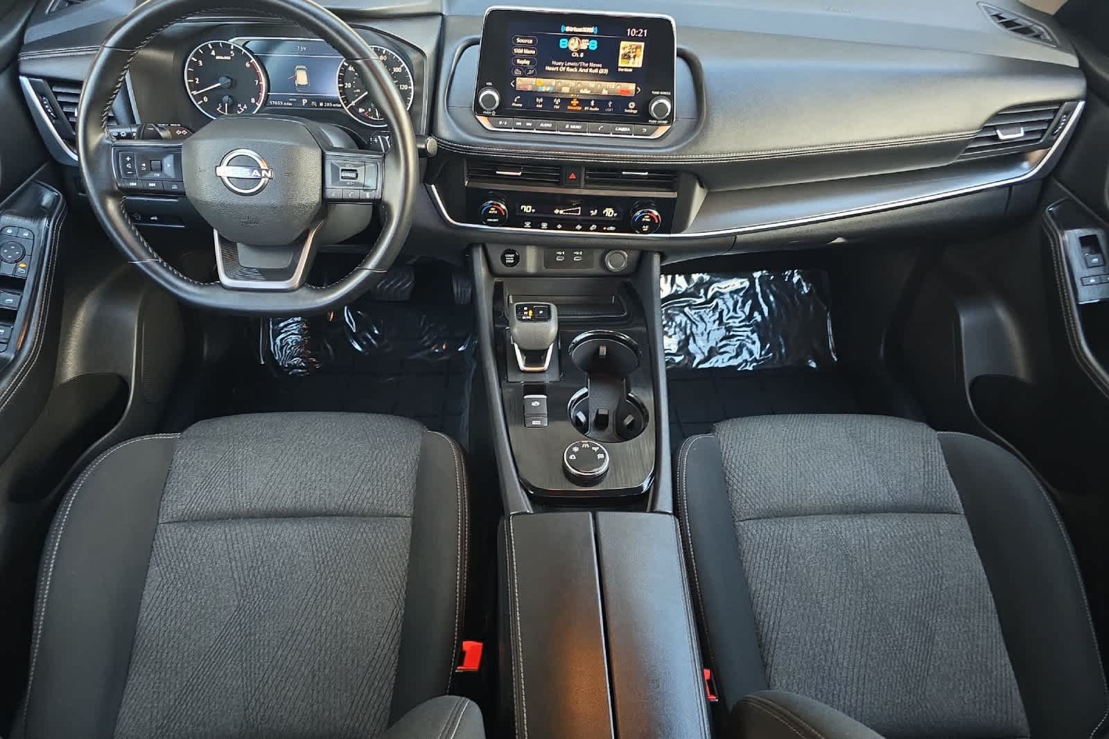 Used 2025 Nissan Rogue SV AWD/4WD image 3