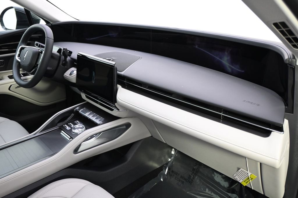 New 2026 Lincoln Nautilus Premier w/ Equipment Group 102A AWD/4WD image 15