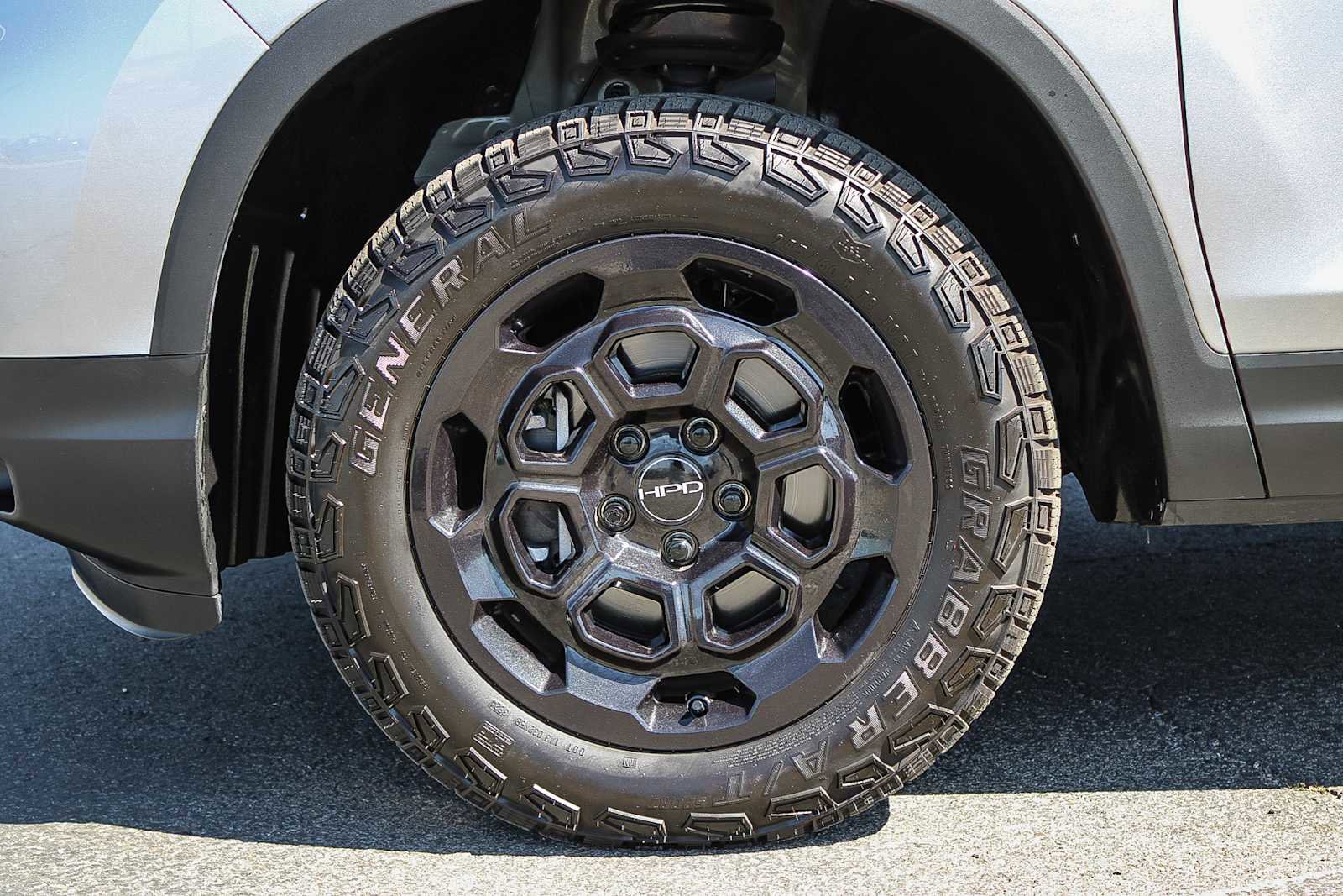 Used 2025 Honda Ridgeline Sport+ image 9