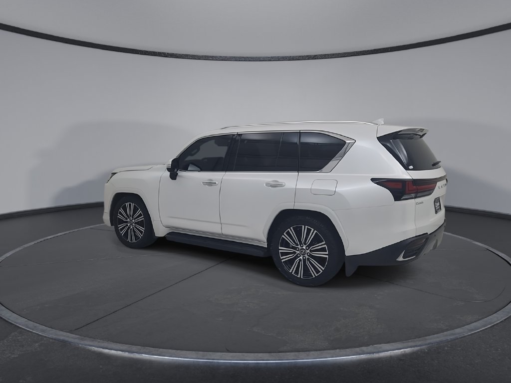 Used 2024 Lexus LX 600 4WD w/ Luxury Package image 10