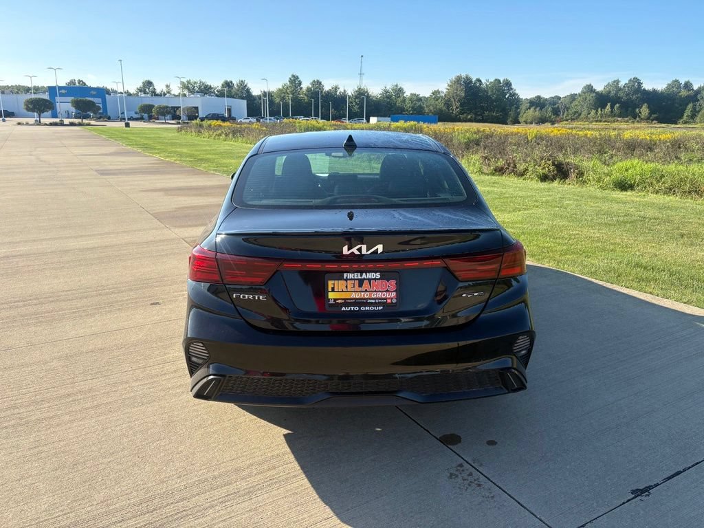 Used 2024 Kia Forte GT-Line FWD image 5