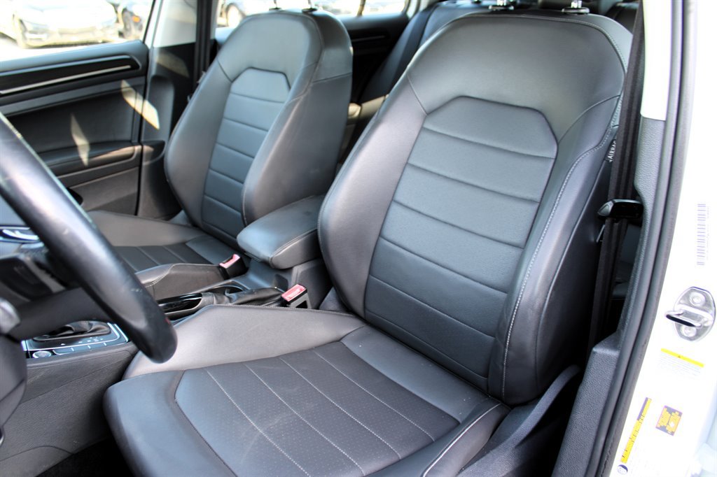 Used 2015 Volkswagen Golf SEL FWD image 14