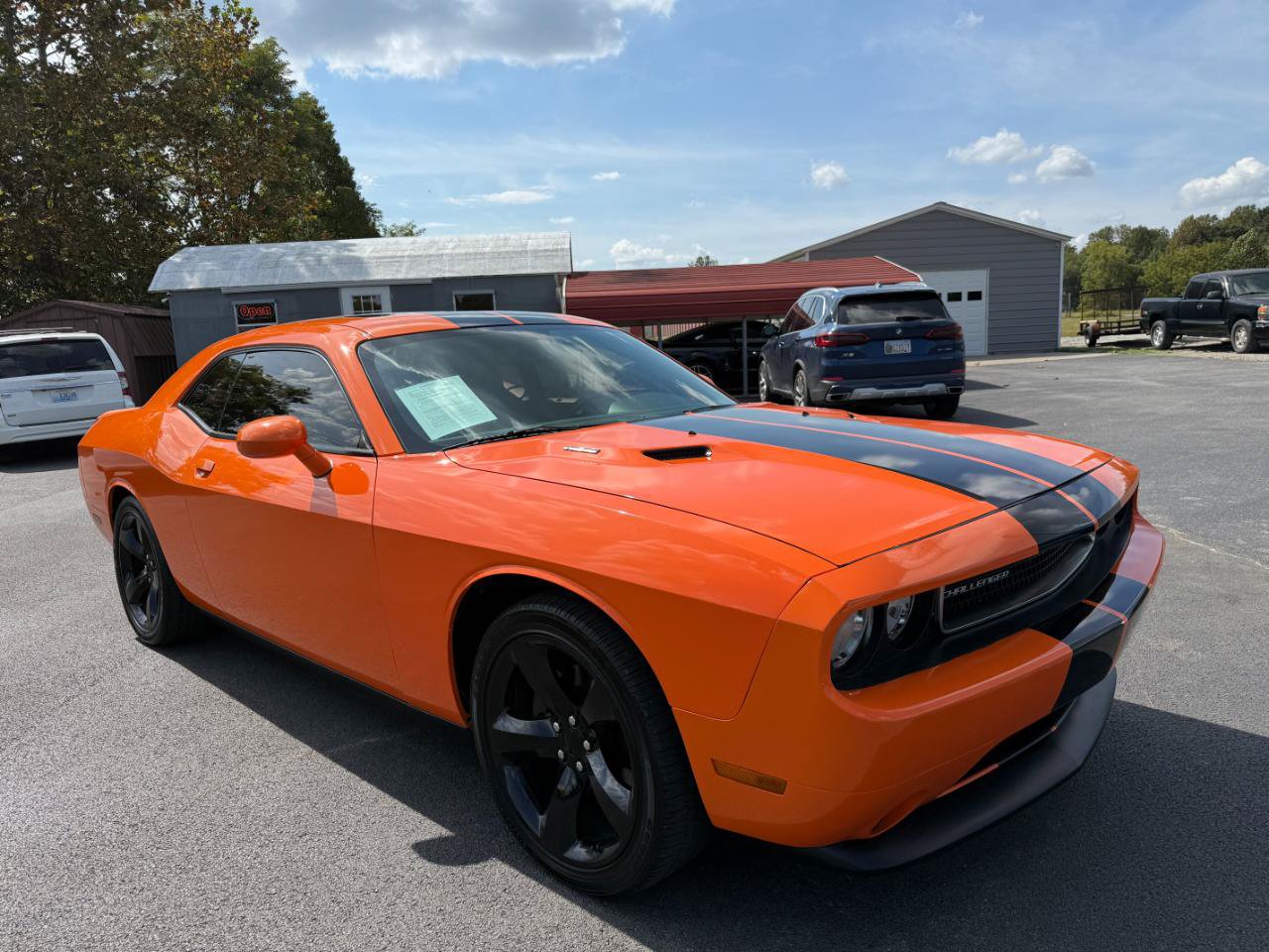 Used 2014 Dodge Challenger R/T w/ Blacktop Package RWD image 2