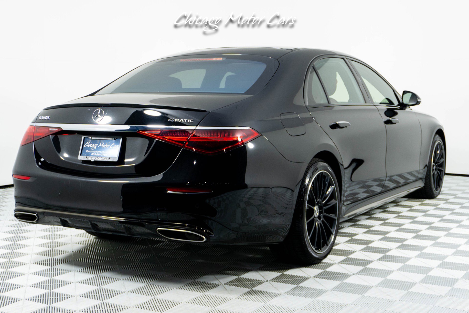 Used 2024 Mercedes-Benz S 580 4MATIC Sedan image 12