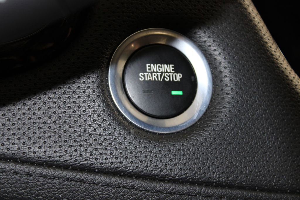 Used 2018 Cadillac XT5 Premium Luxury w/ Driver Assist Package image 28