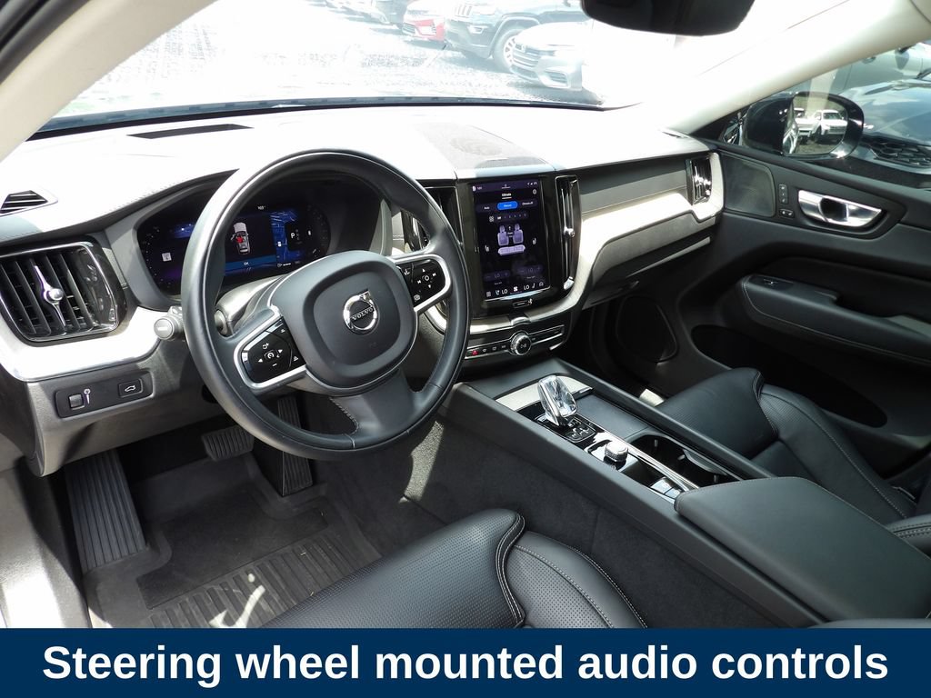Certified 2022 Volvo XC60 B5 Inscription w/ Advanced Package AWD/4WD image 10