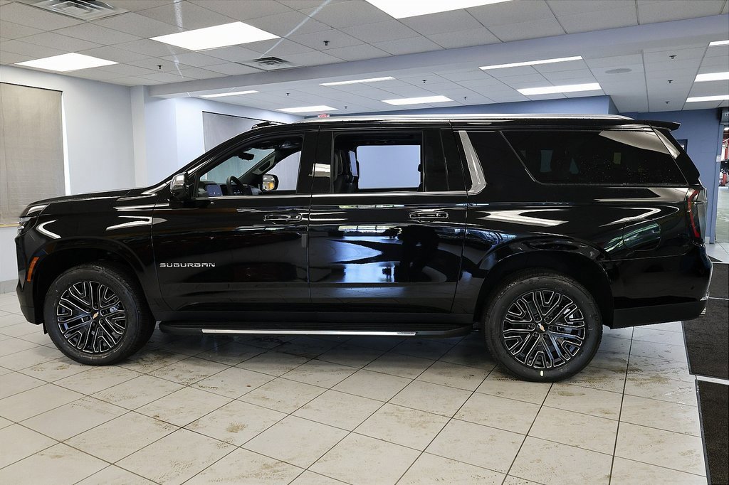New 2026 Chevrolet Suburban Premier image 2