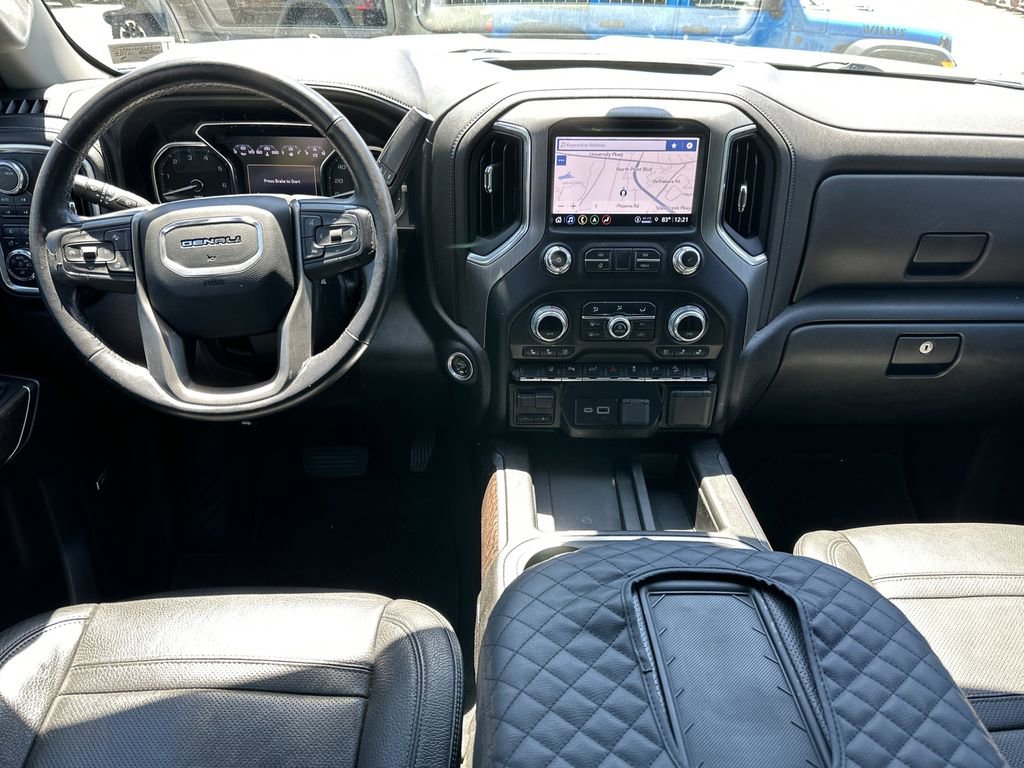 Used 2022 GMC Sierra 2500 Denali w/ Denali Ultimate Package AWD/4WD image 10