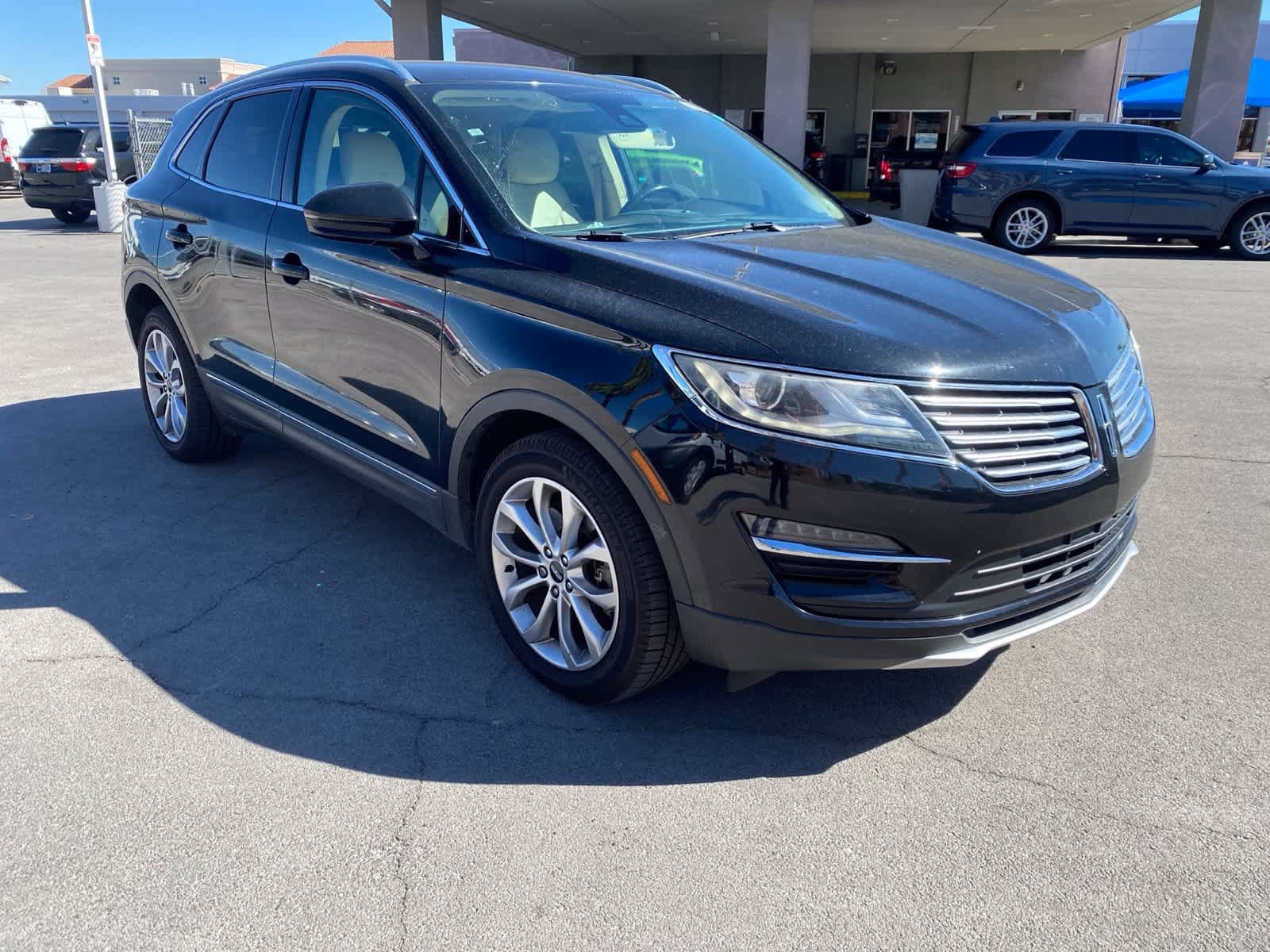Used 2016 Lincoln MKC Select w/ Select Plus Package AWD/4WD image 4