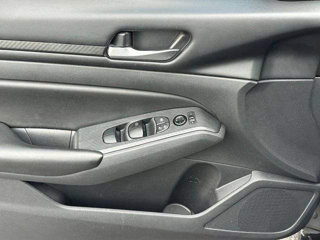 Used 2022 Nissan Altima 2.5 S FWD image 18