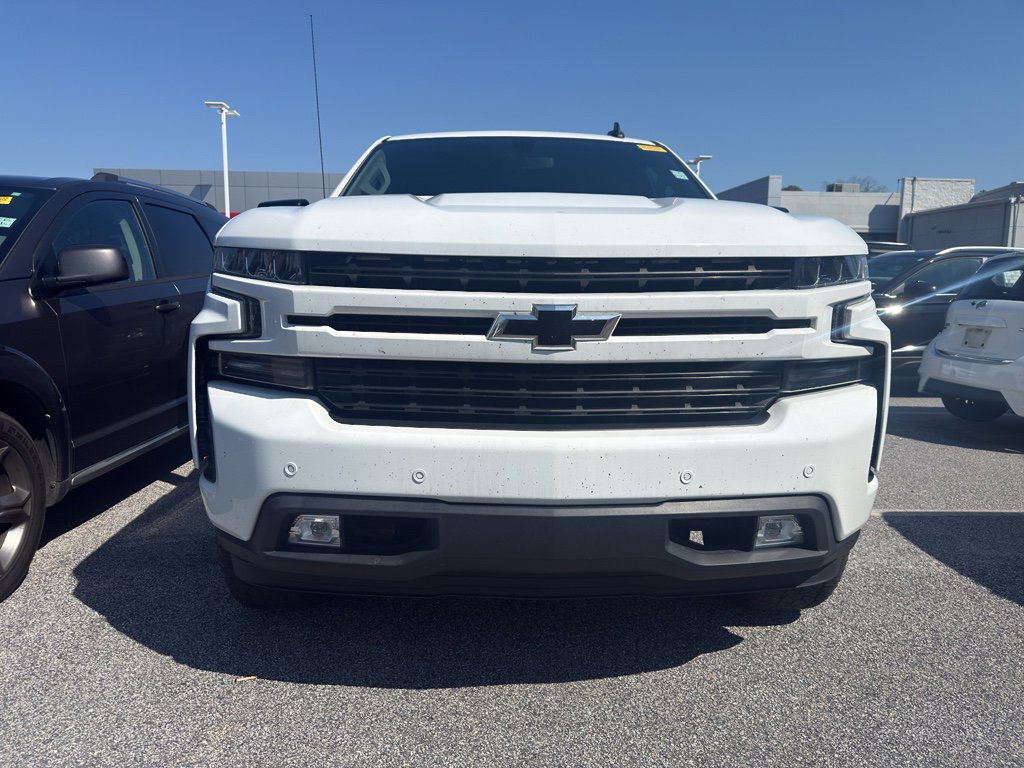 Used 2021 Chevrolet Silverado 1500 RST w/ Convenience Package II image 3
