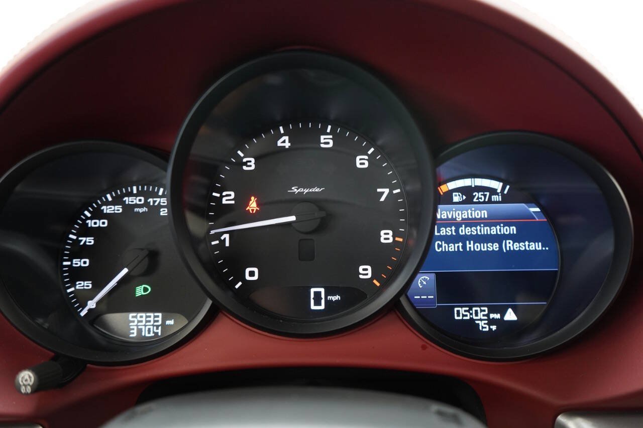 Used 2020 Porsche 718 Boxster Spyder RWD image 80
