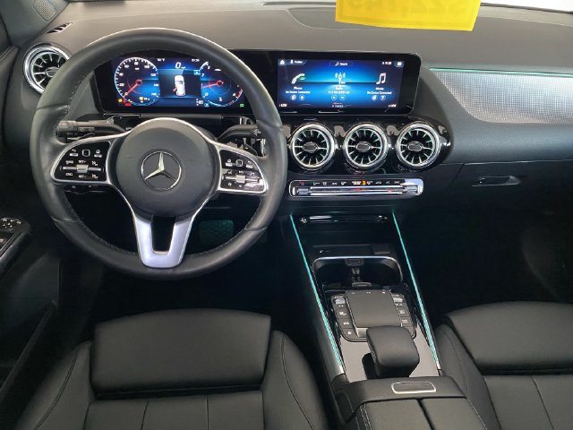 Used 2022 Mercedes-Benz GLA 250 4MATIC image 15