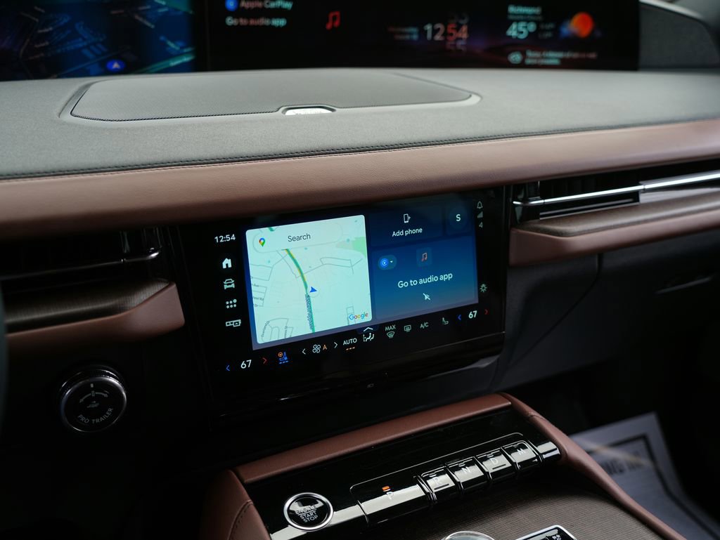 Used 2025 Lincoln Navigator Reserve AWD/4WD image 15