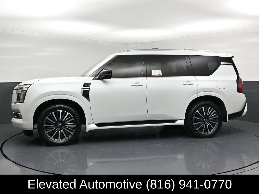 Used 2025 Nissan Armada Platinum Reserve AWD/4WD image 2