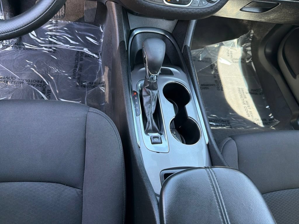 Used 2023 Chevrolet Malibu LT FWD image 19