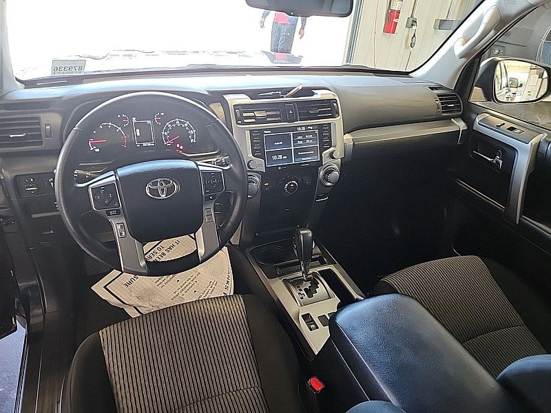 Used 2024 Toyota 4Runner SR5 AWD/4WD image 3