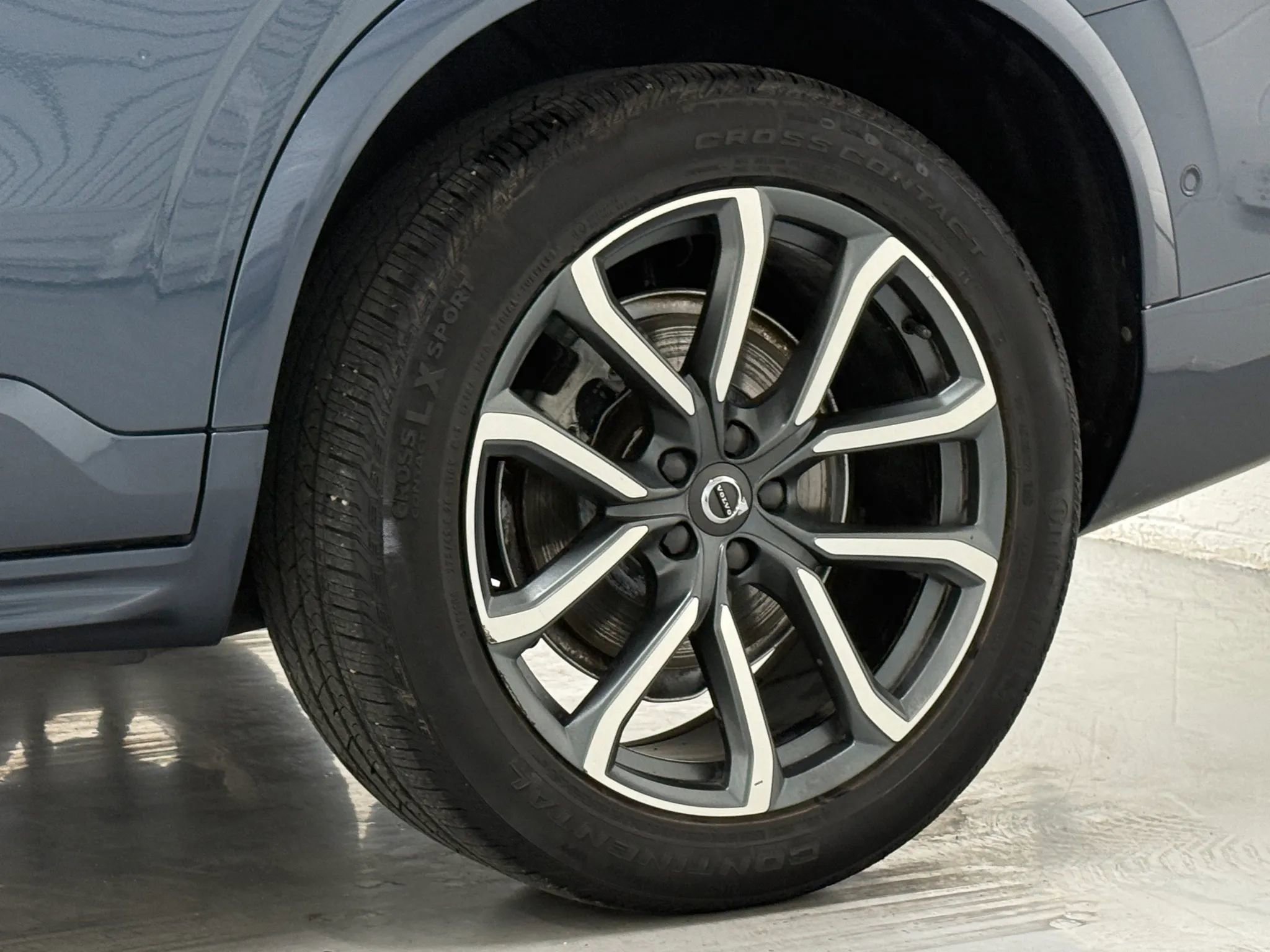 Used 2019 Volvo XC90 T6 Momentum w/ Advanced Package image 48