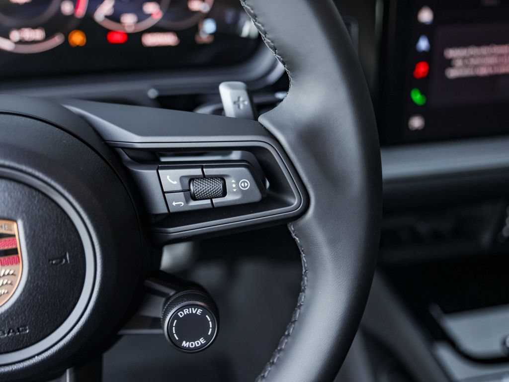 Certified 2026 Porsche Cayenne AWD/4WD image 17
