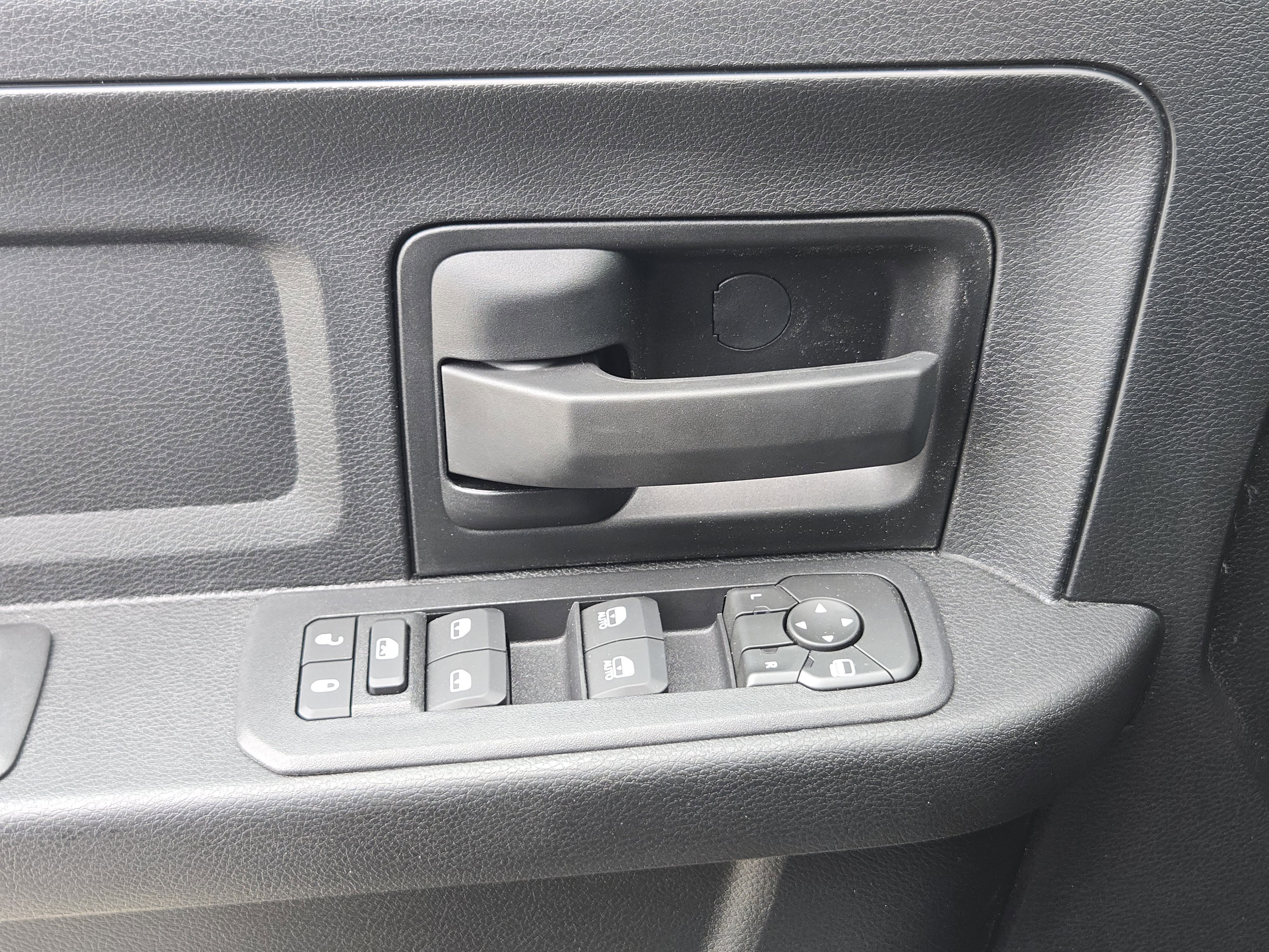 New 2026 RAM 3500 Tradesman AWD/4WD image 17