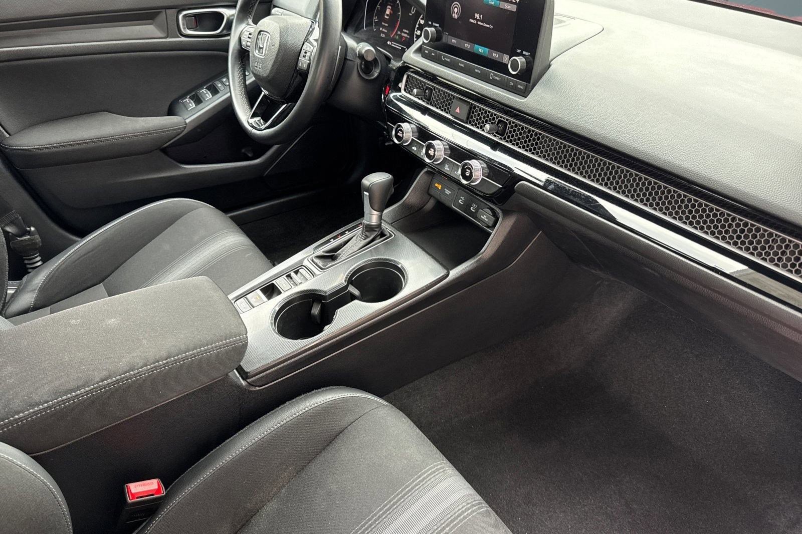 Certified 2025 Honda Civic Sport image 31