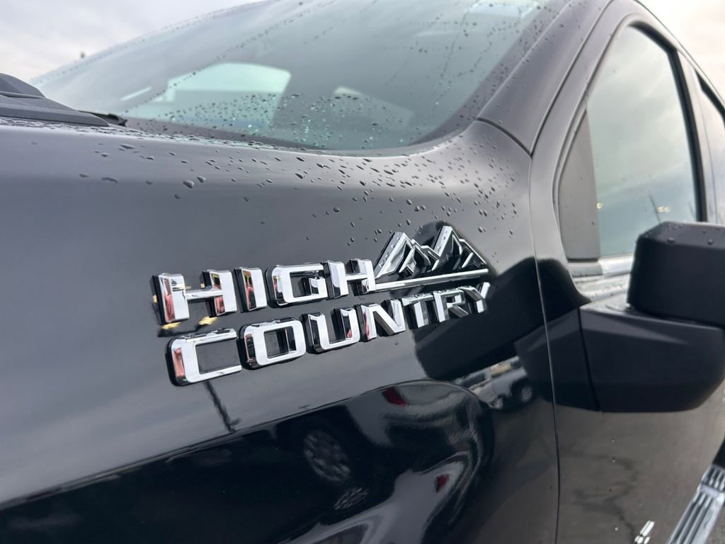 Used 2022 Chevrolet Silverado 3500 High Country w/ Safety Package II image 32