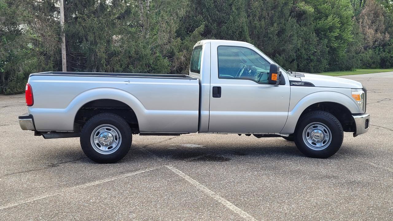 Used 2016 Ford F250 XL w/ Power Equipment Group RWD image 6