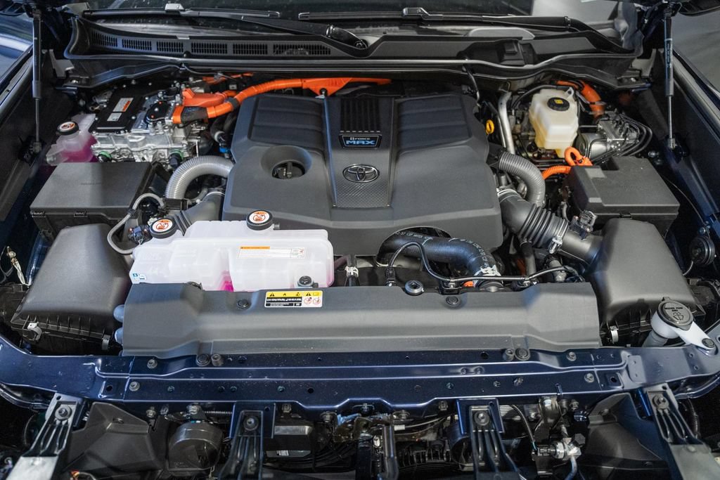 New 2026 Toyota Sequoia Platinum AWD/4WD image 22