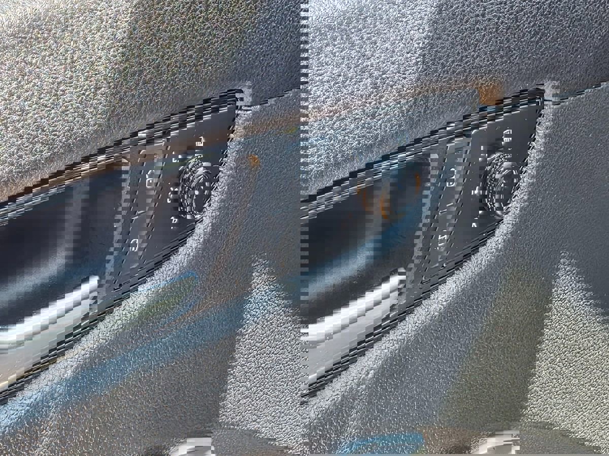 Used 2020 Volkswagen Passat 2.0T R-Line image 33