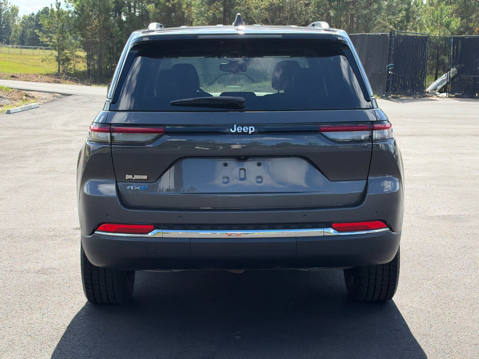 Used 2024 Jeep Grand Cherokee Limited 4xe AWD/4WD image 6