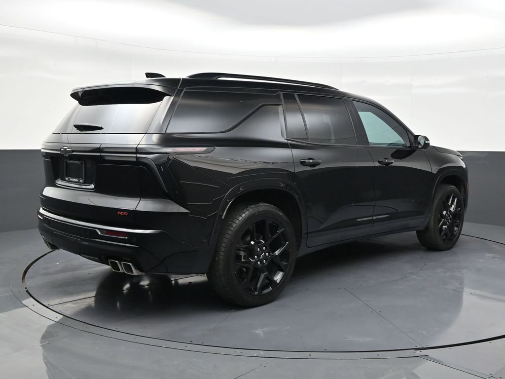 Used 2024 Chevrolet Traverse RS image 5