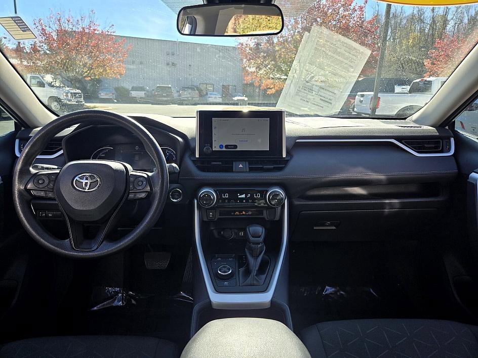Used 2024 Toyota RAV4 XLE image 11