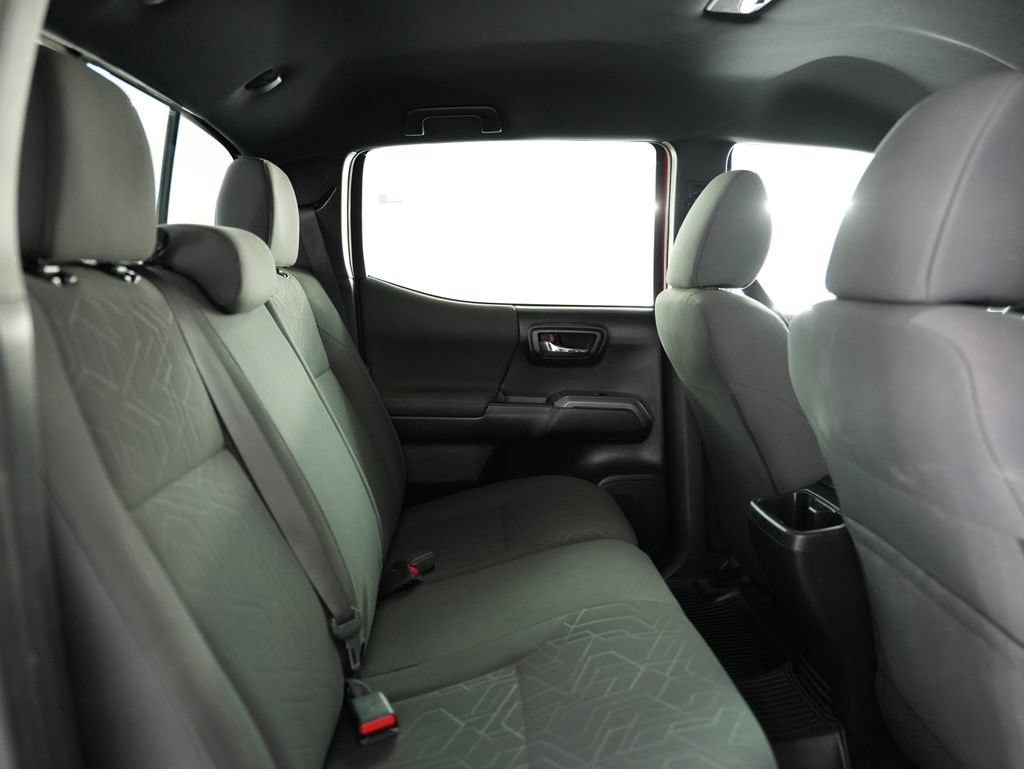 Used 2017 Toyota Tacoma TRD Sport w/ Tow Package (A/T) AWD/4WD image 41