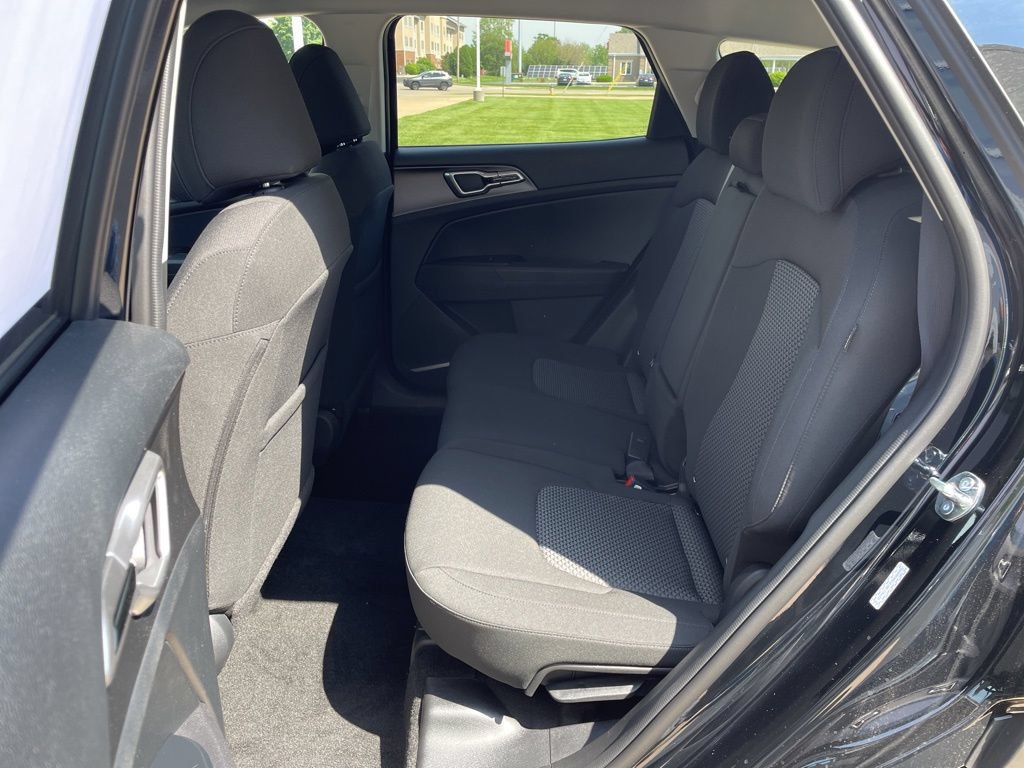 New 2026 Kia Sportage LX FWD image 10