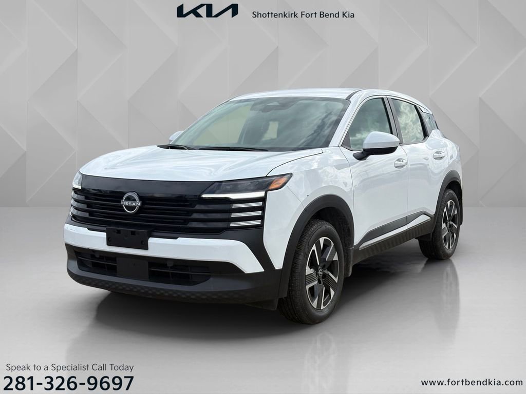 Used 2025 Nissan Kicks SV AWD/4WD image 1