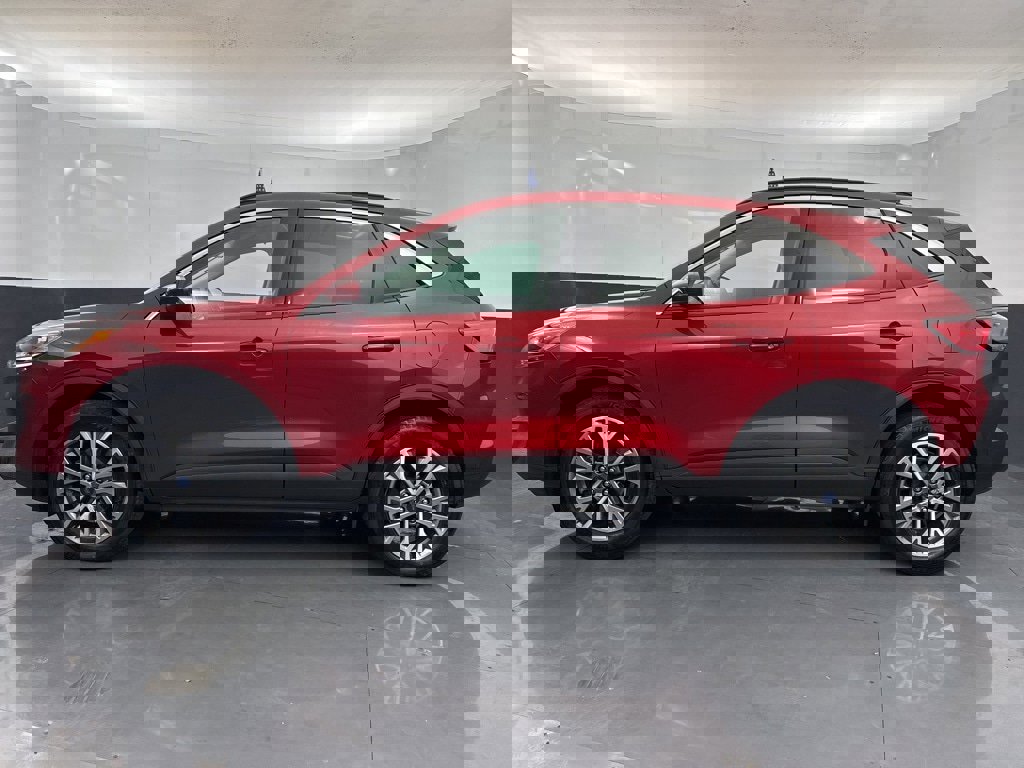 Used 2022 Ford Escape SEL image 4