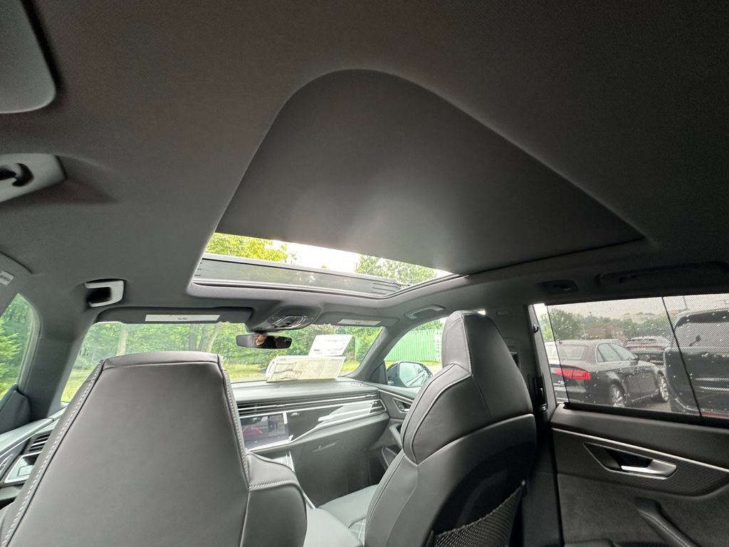 New 2026 Audi SQ8 Premium Plus AWD/4WD image 26