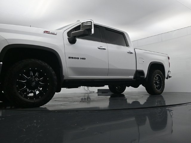 Used 2022 Chevrolet Silverado 2500 LTZ w/ LTZ Plus Package AWD/4WD image 35