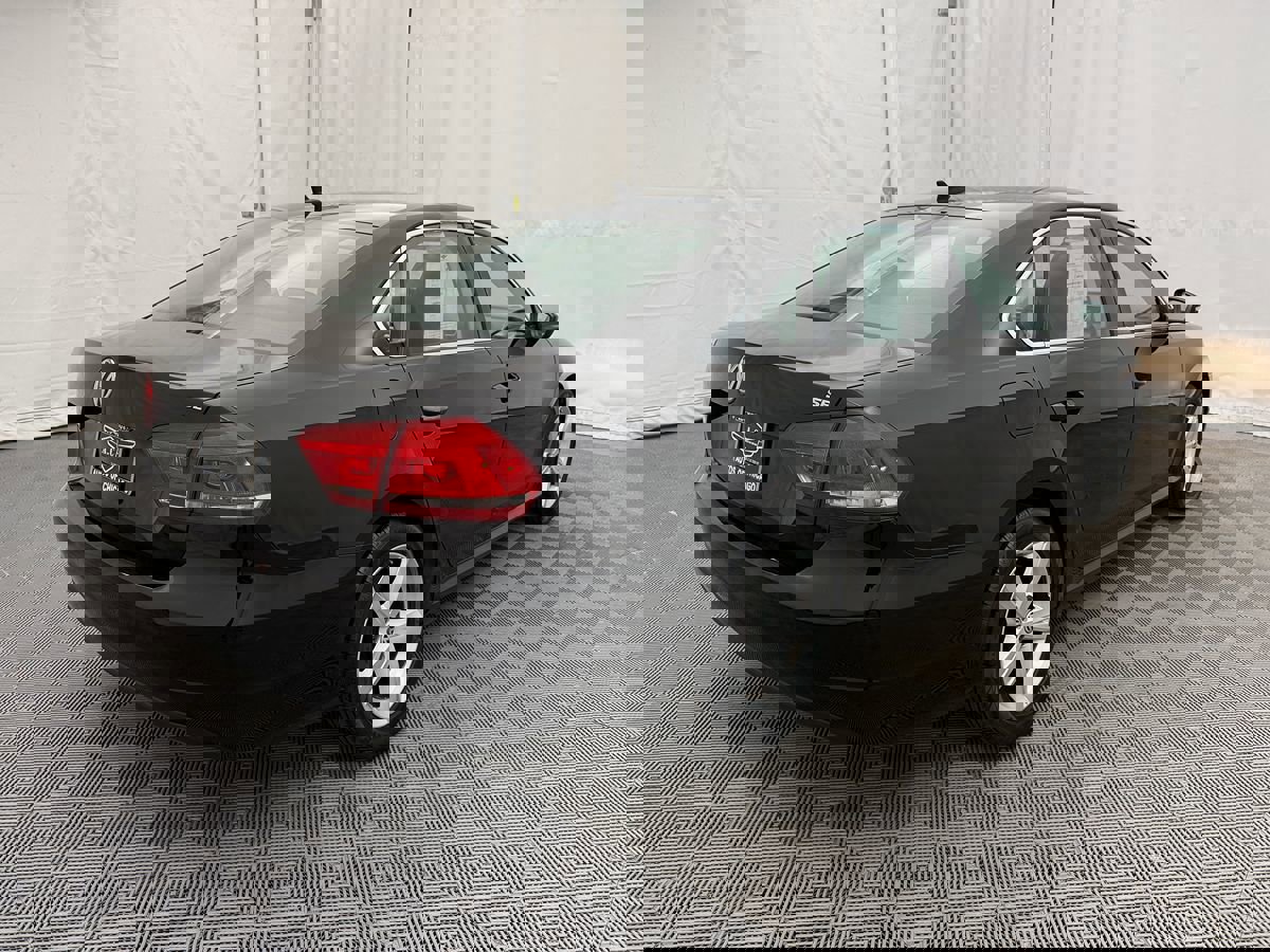 Used 2013 Volkswagen Passat 2.5 SE image 5