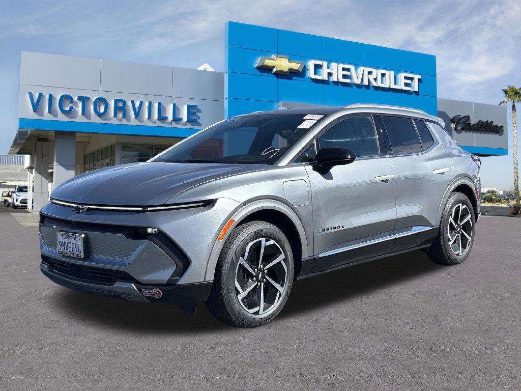 Used 2024 Chevrolet Equinox EV LT w/ LPO, Blackout Package FWD image 10