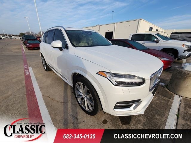 Used 2023 Volvo XC90 B6 Ultimate w/ Lounge Package